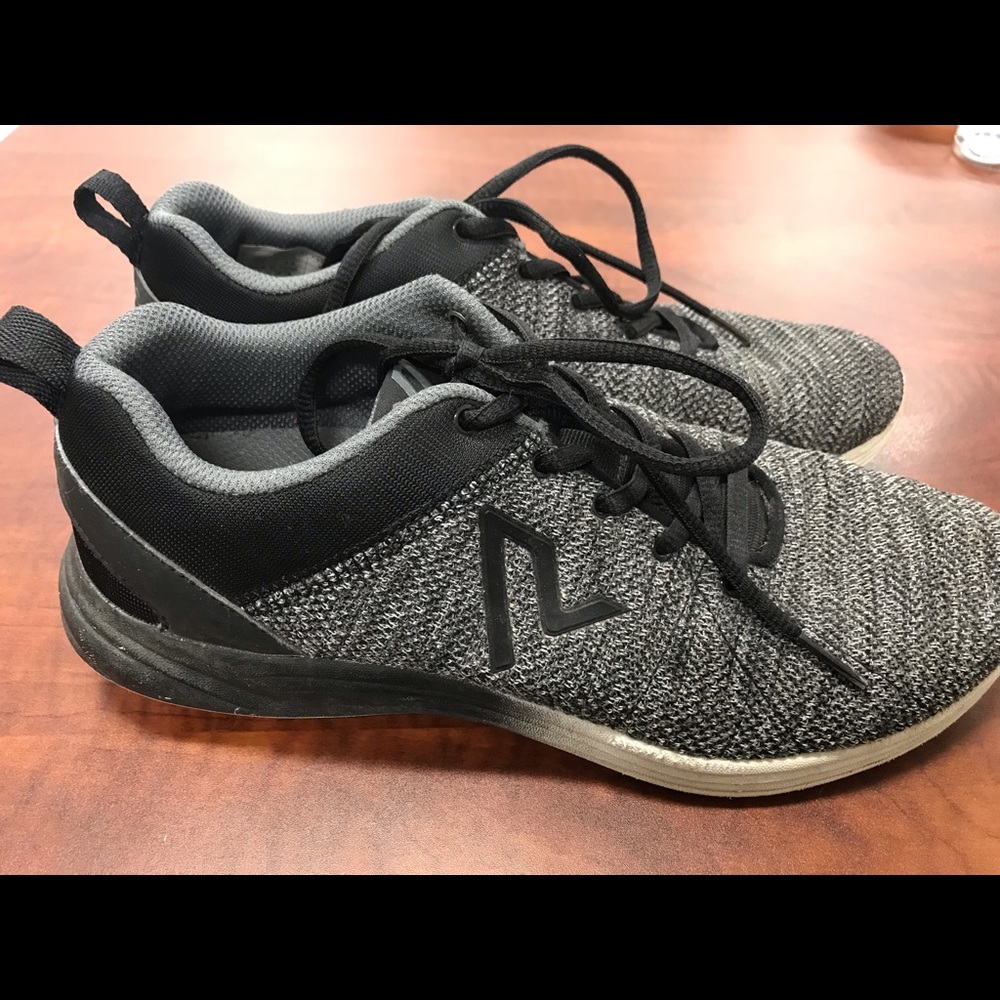 Vionic 8.5 Adley Tennis Shoes